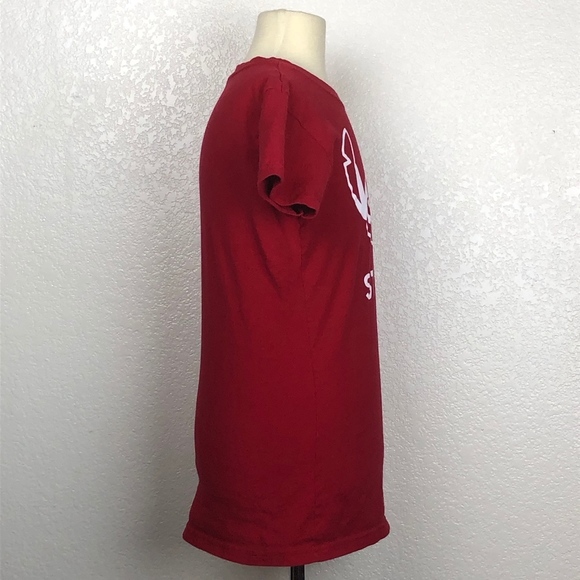 Disney's Lilo & Stitch Red T-shirt ((Medium)) - Picture 2 of 5